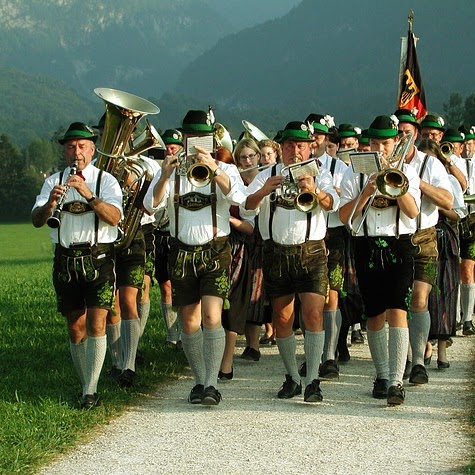 Marschmusik für Sitztanz